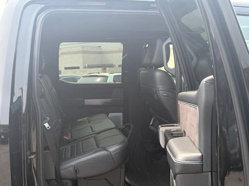 Used 2025 Ford F350 Platinum w/ FX4 Off-Road Package AWD/4WD image 33