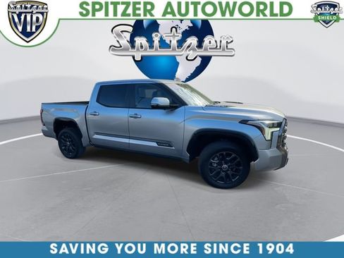 Used 2024 Toyota Tundra Platinum AWD/4WD image 2