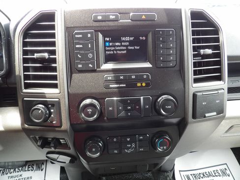 Used 2022 Ford F350 XL w/ Power Equipment Group AWD/4WD image 23