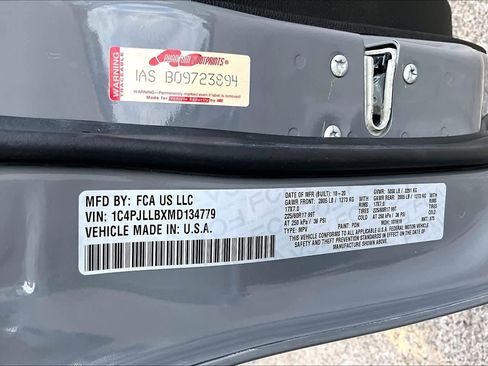 Used 2021 Jeep Cherokee Latitude Plus image 34