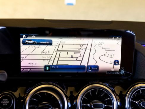 Used 2025 Mercedes-Benz GLA 250 image 13