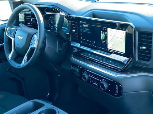 New 2026 Chevrolet Silverado 1500 LT image 38