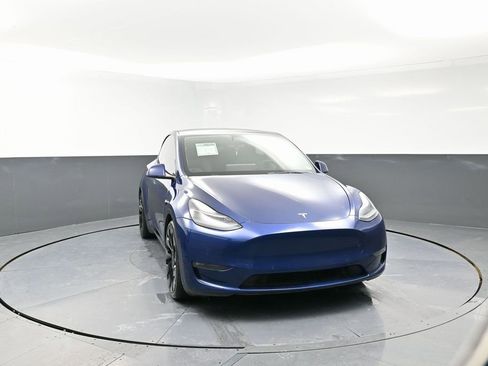 Used 2022 Tesla Model Y Performance image 2