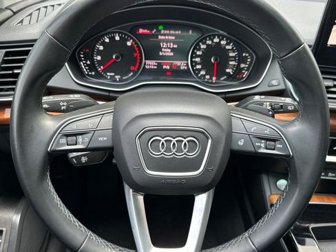 Used 2021 Audi Q5 2.0T Premium w/ Convenience Package AWD/4WD image 26