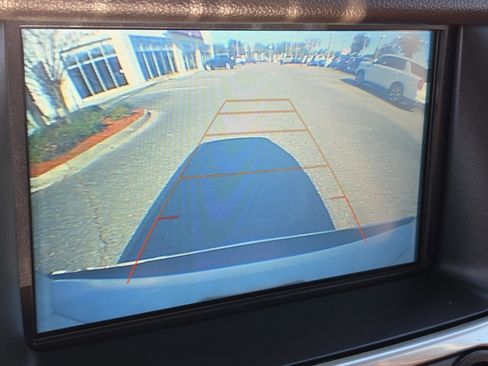 Used 2018 Chevrolet Suburban Premier image 23