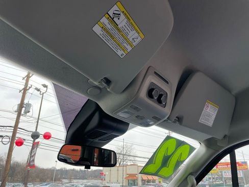 Used 2022 Ford Transit 350 XLT image 22