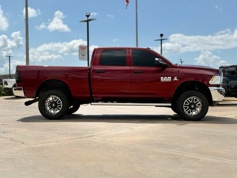 Used 2018 RAM 2500 Tradesman w/ Chrome Appearance Group AWD/4WD image 8