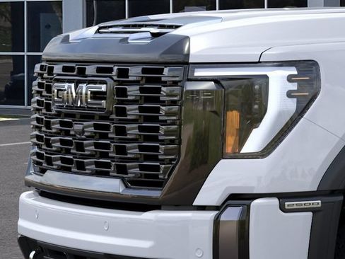 New 2026 GMC Sierra 2500 Denali Ultimate w/ Max Trailering Package AWD/4WD image 13