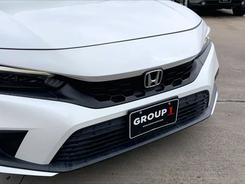 Used 2023 Honda Civic Sport image 29