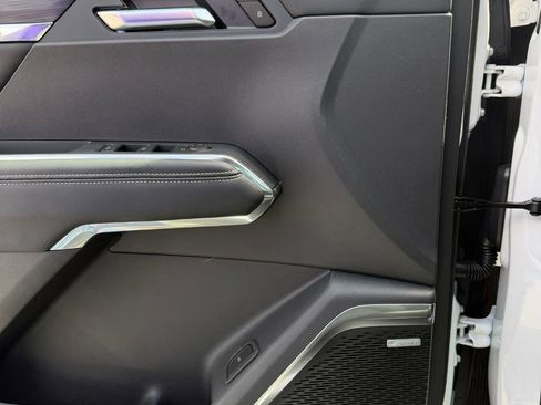 New 2026 GMC Acadia Elevation w/ Black Edition AWD/4WD image 16
