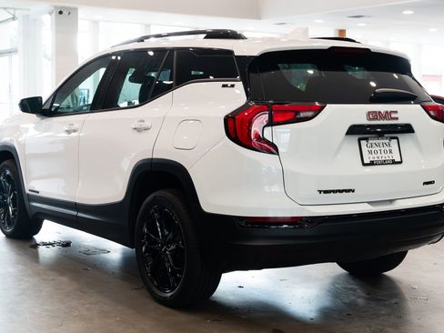 Used 2021 GMC Terrain SLE w/ Elevation Edition AWD/4WD image 5