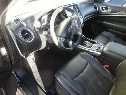 Used 2019 INFINITI QX60 Luxe w/ Essential Package image 8