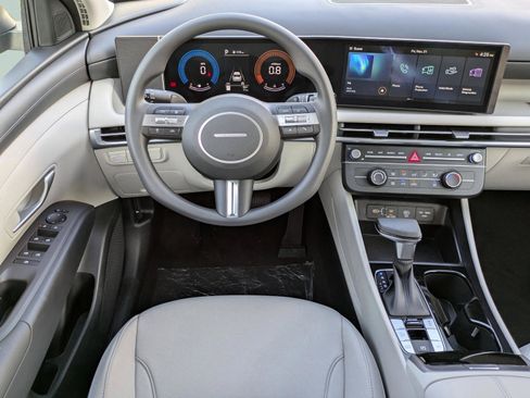 New 2026 Hyundai Tucson SEL FWD image 14