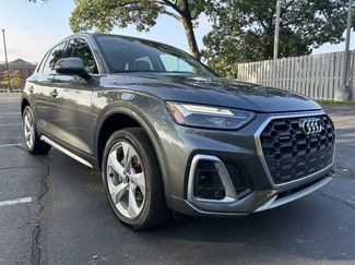 Used 2022 Audi Q5 2.0T Premium Plus image 1