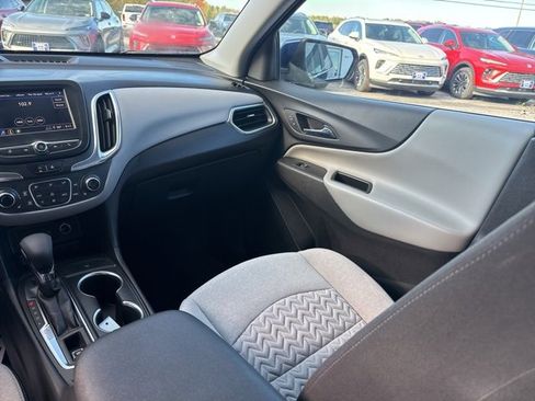 Used 2022 Chevrolet Equinox LT image 26