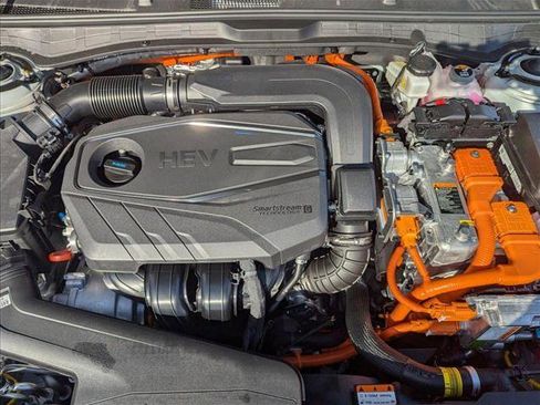 New 2025 Hyundai Sonata Limited image 16