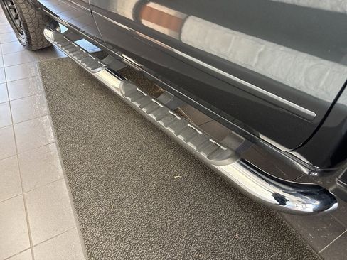 Used 2018 Chevrolet Silverado 1500 LT w/ Texas Edition image 11