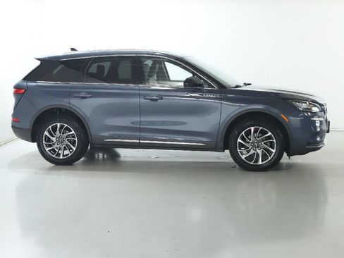 Used 2022 Lincoln Corsair AWD w/ Equipment Group 101A image 11