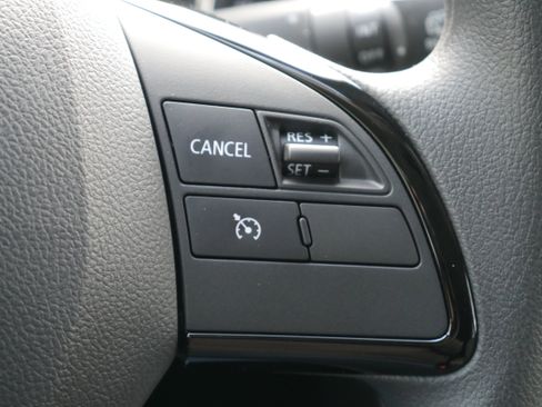 New 2025 Mitsubishi Eclipse Cross LE image 23