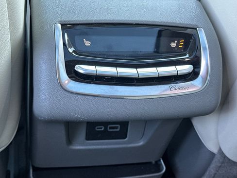 Certified 2025 Cadillac XT6 Premium Luxury image 45