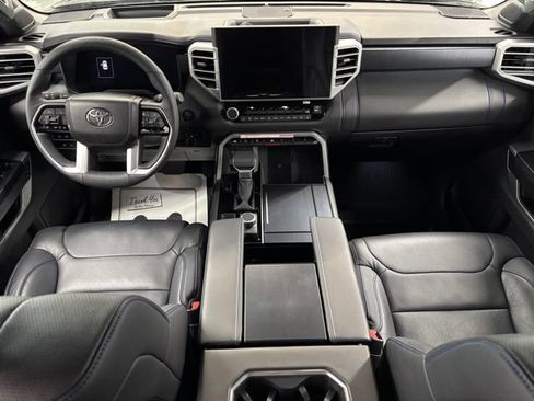 Certified 2025 Toyota Sequoia Platinum AWD/4WD image 2