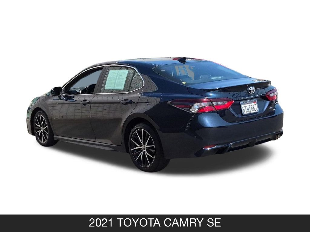Used 2021 Toyota Camry SE FWD image 7