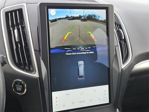 Certified 2024 Ford Edge SEL w/ Sport Appearance Package image 17