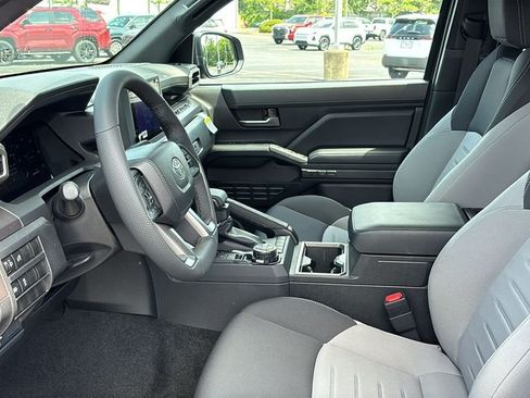 New 2026 Toyota Tacoma TRD Off-Road w/ TRD Off Road Upgrade Package AWD/4WD image 28