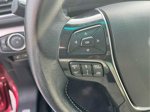 Used 2017 Ford Explorer Platinum image 37