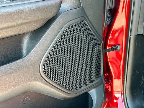 New 2026 RAM 1500 4x4 Crew Cab image 24