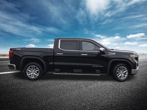 Used 2021 GMC Sierra 1500 SLT w/ SLT Premium Plus Package AWD/4WD image 22