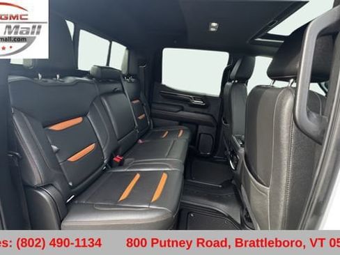 Used 2023 GMC Sierra 1500 AT4 w/ AT4 Premium Package AWD/4WD image 33