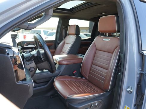 Used 2025 GMC Sierra 1500 Denali Ultimate AWD/4WD image 12