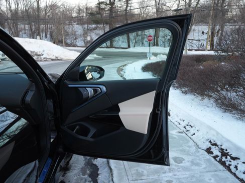 New 2026 BMW X5 xDrive40i w/ M Sport Package image 29