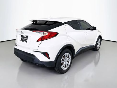 Used 2019 Toyota C-HR LE FWD image 7