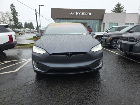 Used 2020 Tesla Model X Performance image 4