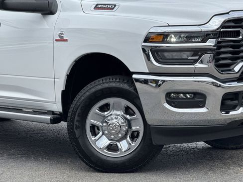 Used 2025 RAM 3500 Tradesman w/ Chrome Appearance Group image 13