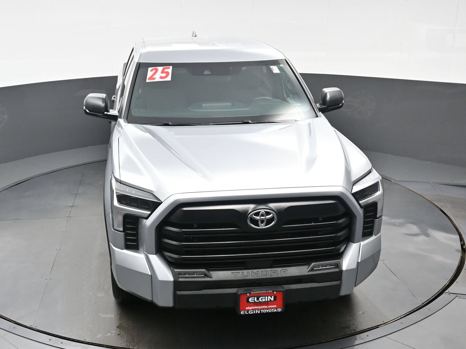 Used 2025 Toyota Tundra SR5 w/ SR5 Convenience Package AWD/4WD image 36