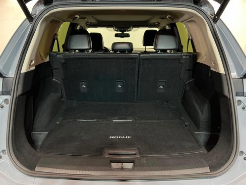 Used 2024 Nissan Rogue Platinum w/ Platinum Premium Package AWD/4WD image 23
