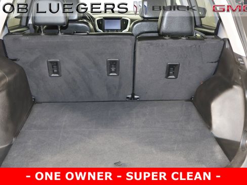 Certified 2024 GMC Terrain SLT image 20