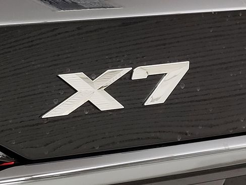 New 2026 BMW X7 xDrive40i w/ M Sport Package image 10