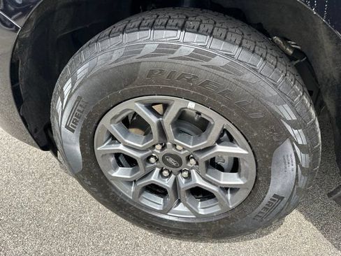 Used 2025 Ford Expedition Max Active AWD/4WD image 7