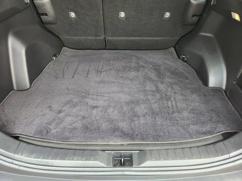 Used 2022 Toyota RAV4 XLE Premium FWD image 31