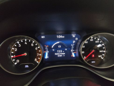 Used 2018 Jeep Compass Latitude w/ Popular Equipment Group FWD image 23
