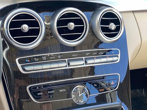 Used 2018 Mercedes-Benz C 300 4MATIC Sedan image 29