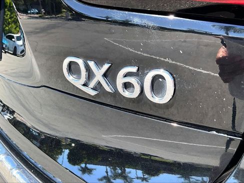 Used 2017 INFINITI QX60 Luxe w/ Premium Plus Package AWD/4WD image 9