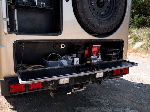 Used 2011 Ford F550 4x4 Crew Cab Super Duty w/ Payload Upgrade Pkg image 96