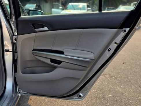 Used 2009 Honda Accord EX-L image 38