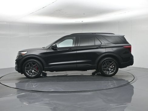 Certified 2023 Ford Explorer ST w/ Equipment Group 401A AWD/4WD image 31