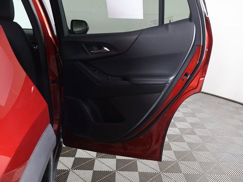 Used 2025 Chevrolet Equinox LT w/ Convenience Package II image 22